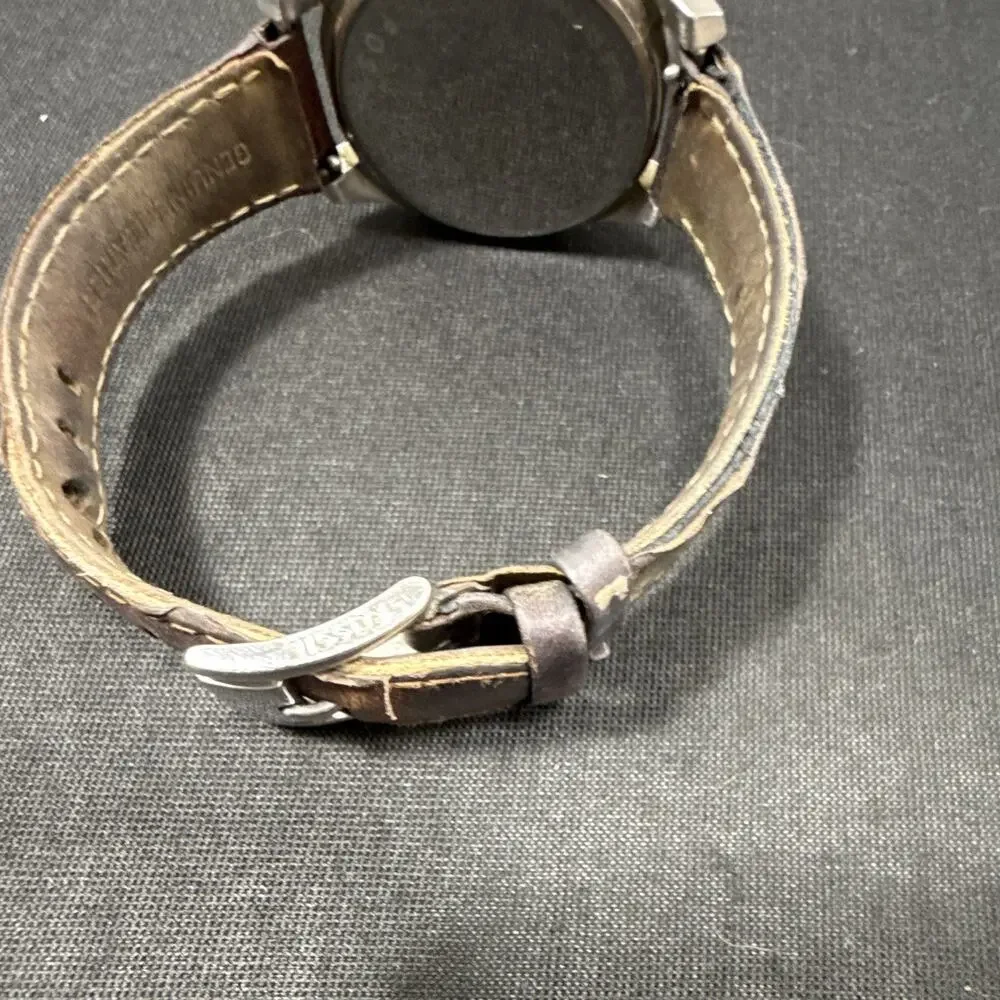 Fossil up auction